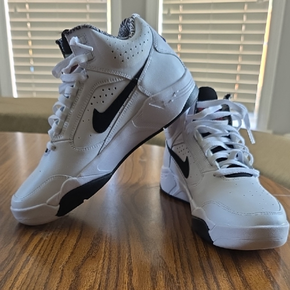 Nike Air Flight Lite 2